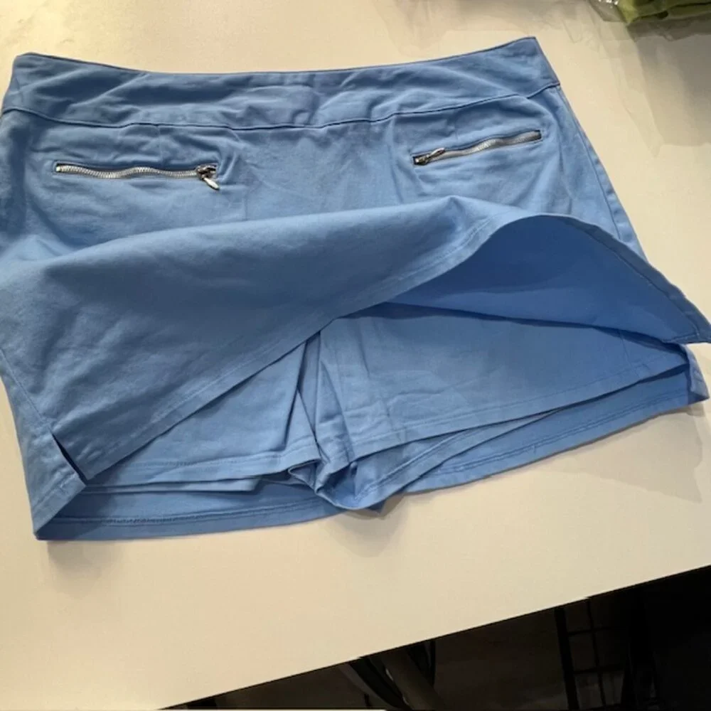 No Boundaries Women's Skort, Light Blue, Junior Size 19